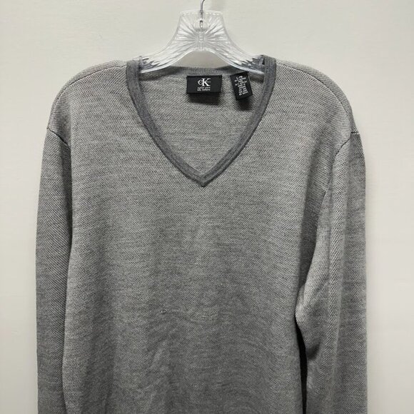 Calvin Klein Men's Merino Wool Blend V-Neck Sweater | Gray Size Large - Picture 2 of 12